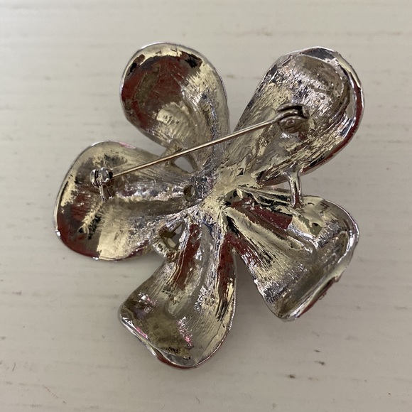 Preloved Premier Designs Prissy Brooch! # 4723 - Picture 3 of 3